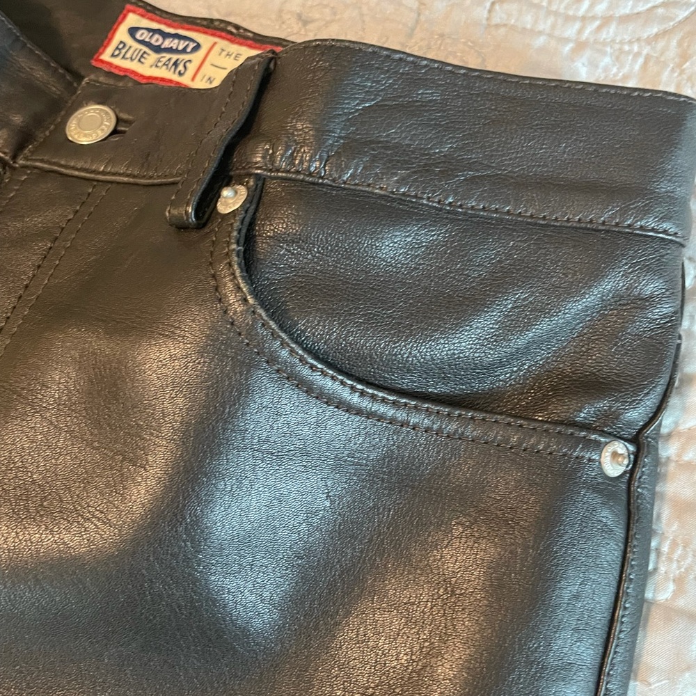 Women’s Old Navy genuine leather pants